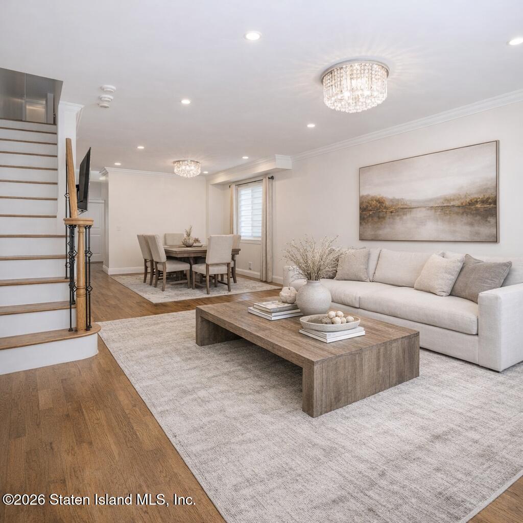 124 Erika Loop Image 3