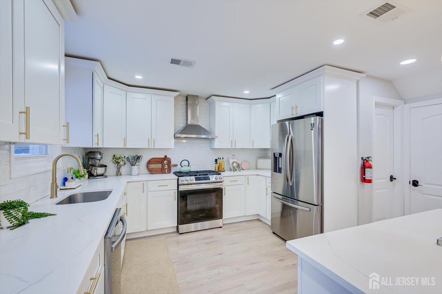 162 Brower Avenue, Edison, NJ, 08837 image 27