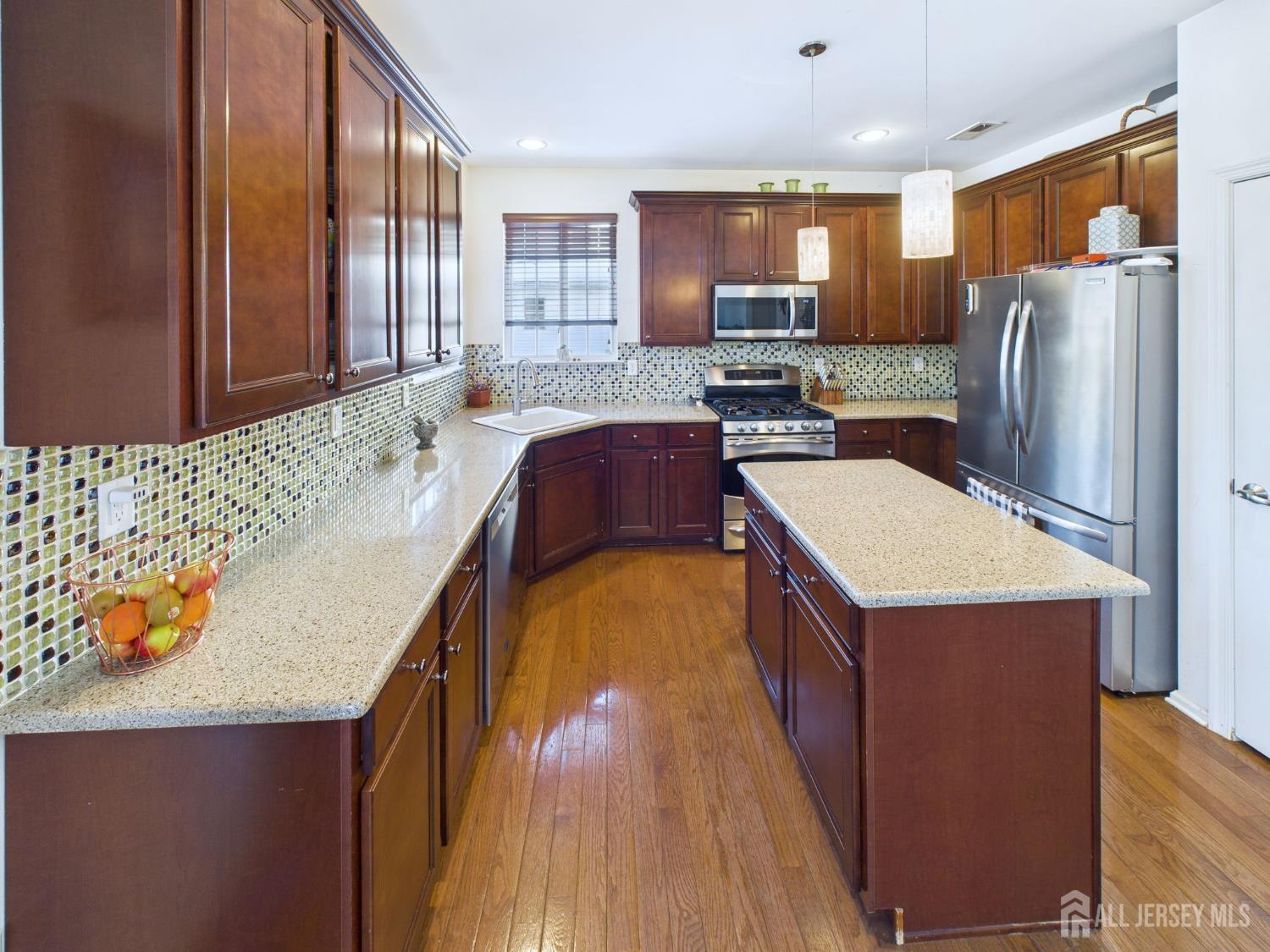 28 Wisniewski Road, Sayreville, NJ, 08872 image 11