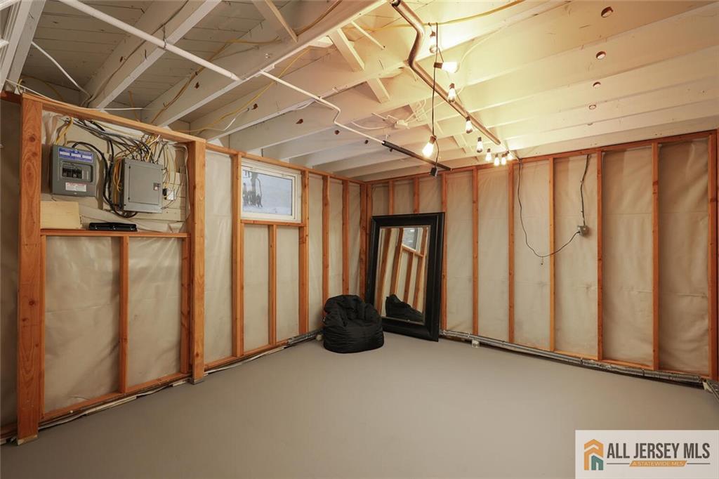 25 Beverly Court, Metuchen, NJ, 08840 image 25