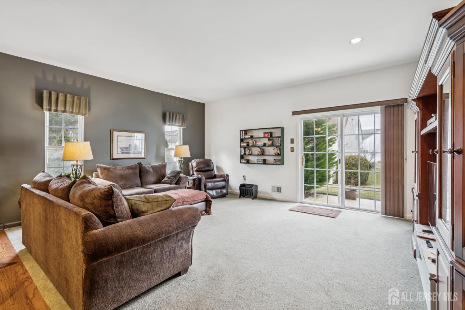 6 Holly Manor Court, Helmetta, NJ, 08828 image 8