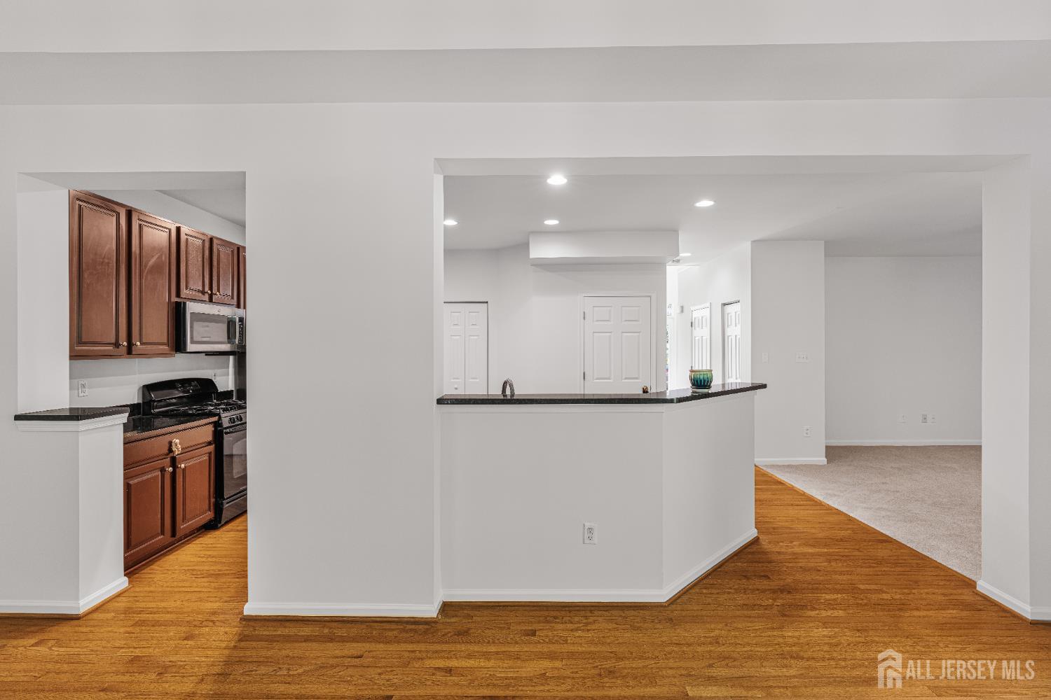 406 Arnold Drive, Florence, NJ, 08518 image 19