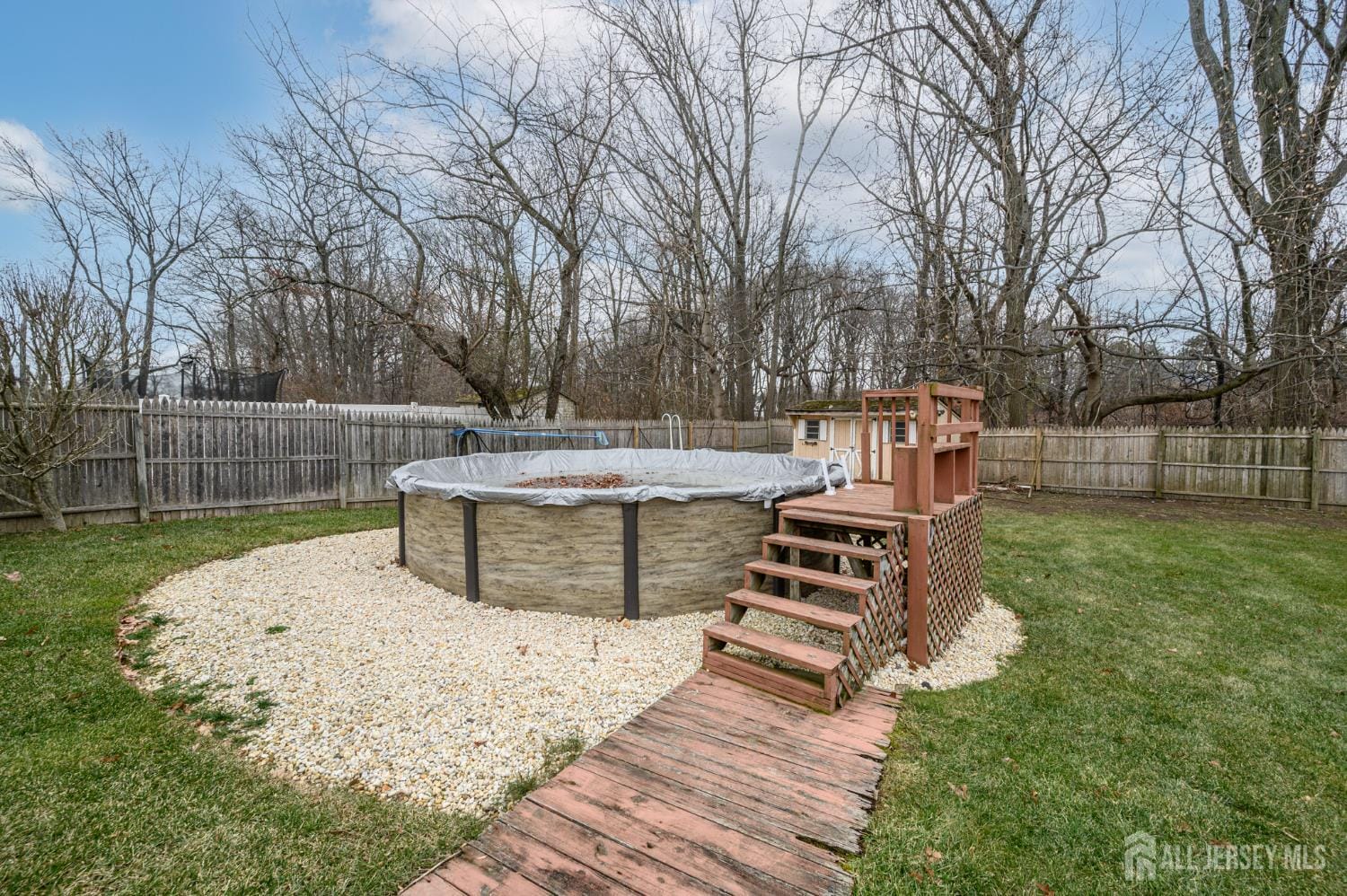 285 Nathan Court, Aberdeen, NJ, 07721 image 32