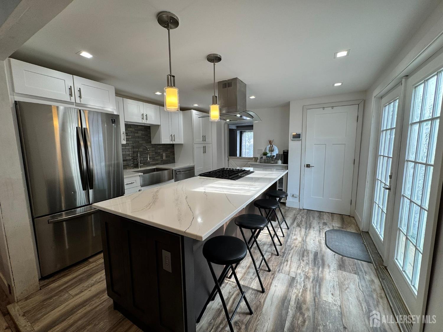 1616 Ford Avenue Image 1