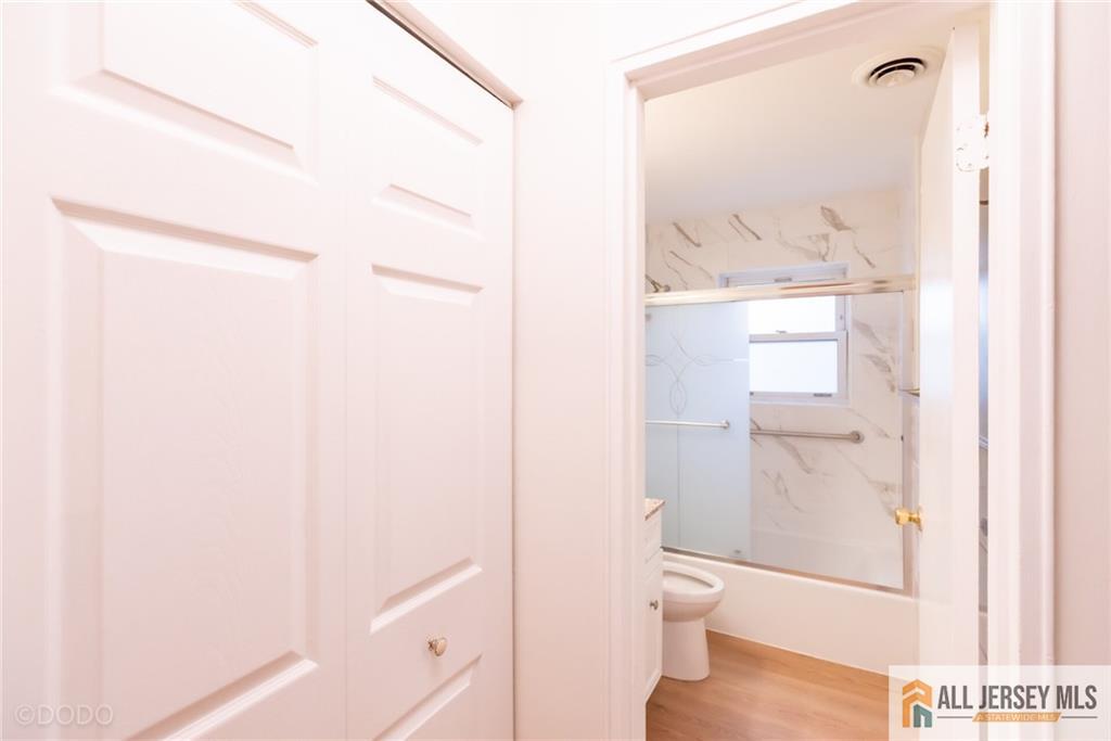 187 Evergreen Road 4B, Edison, NJ, 08820 image 18