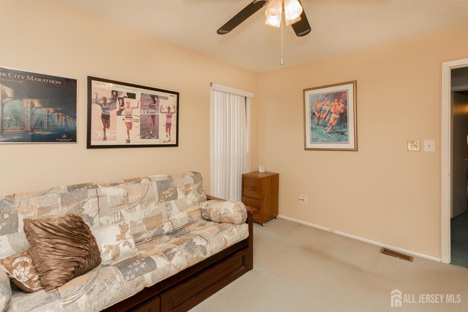 77 Linda Lane, Edison, NJ, 08820 image 15