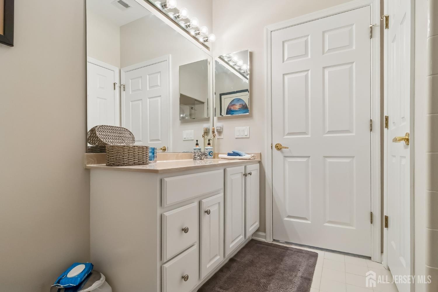 4 Trent Road, Monroe, NJ, 08831 image 23