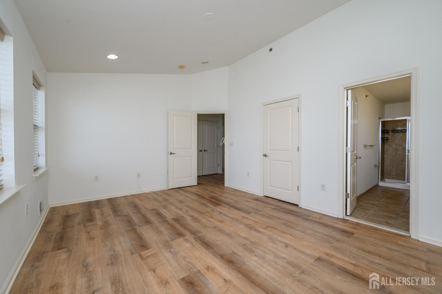 361 Lehigh Avenue, Perth Amboy, NJ, 08861 image 15