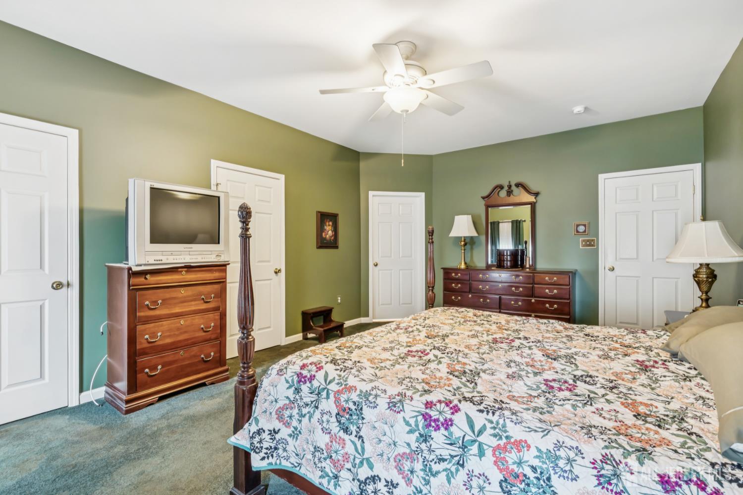 6 Holly Manor Court, Helmetta, NJ, 08828 image 18