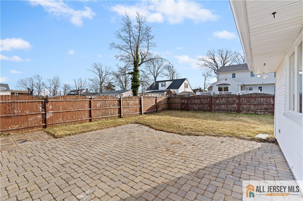 27 Eagle Street Image 2