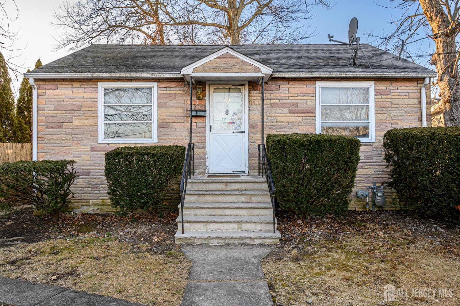 49 Navajo Avenue, Parsippany-Troy Hills, NJ, 07034