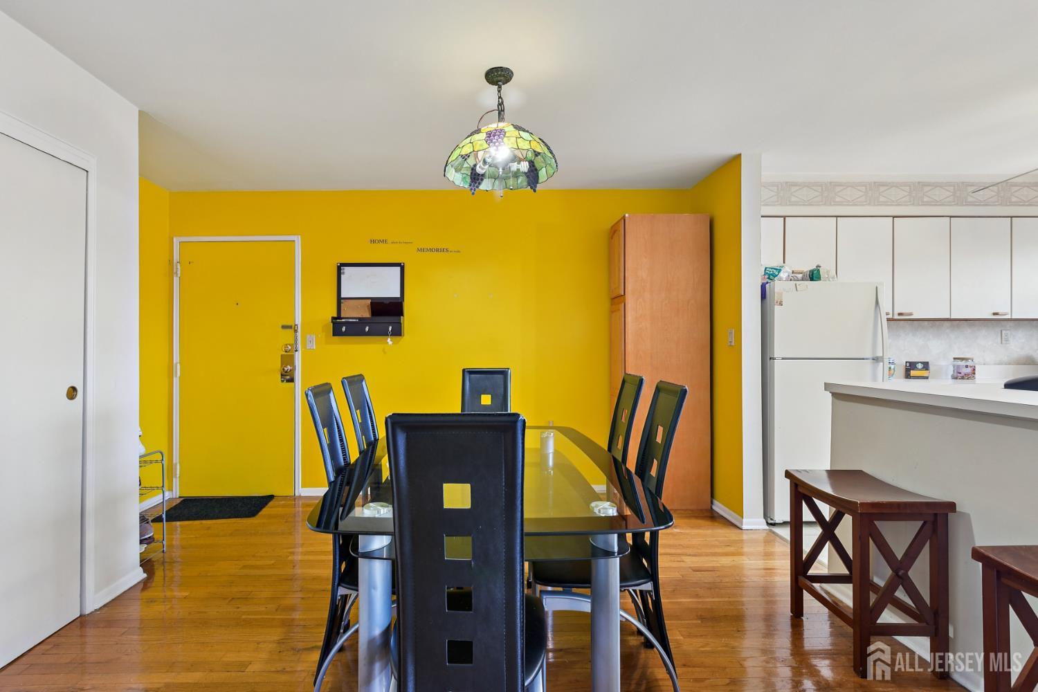 24 Woodedge Avenue A8 Image 1