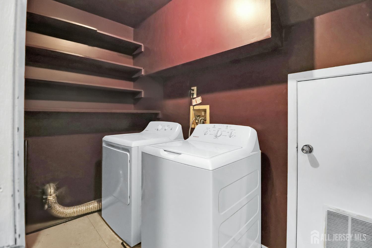 140 Lawrence Street, New Brunswick, NJ, 08901 image 32