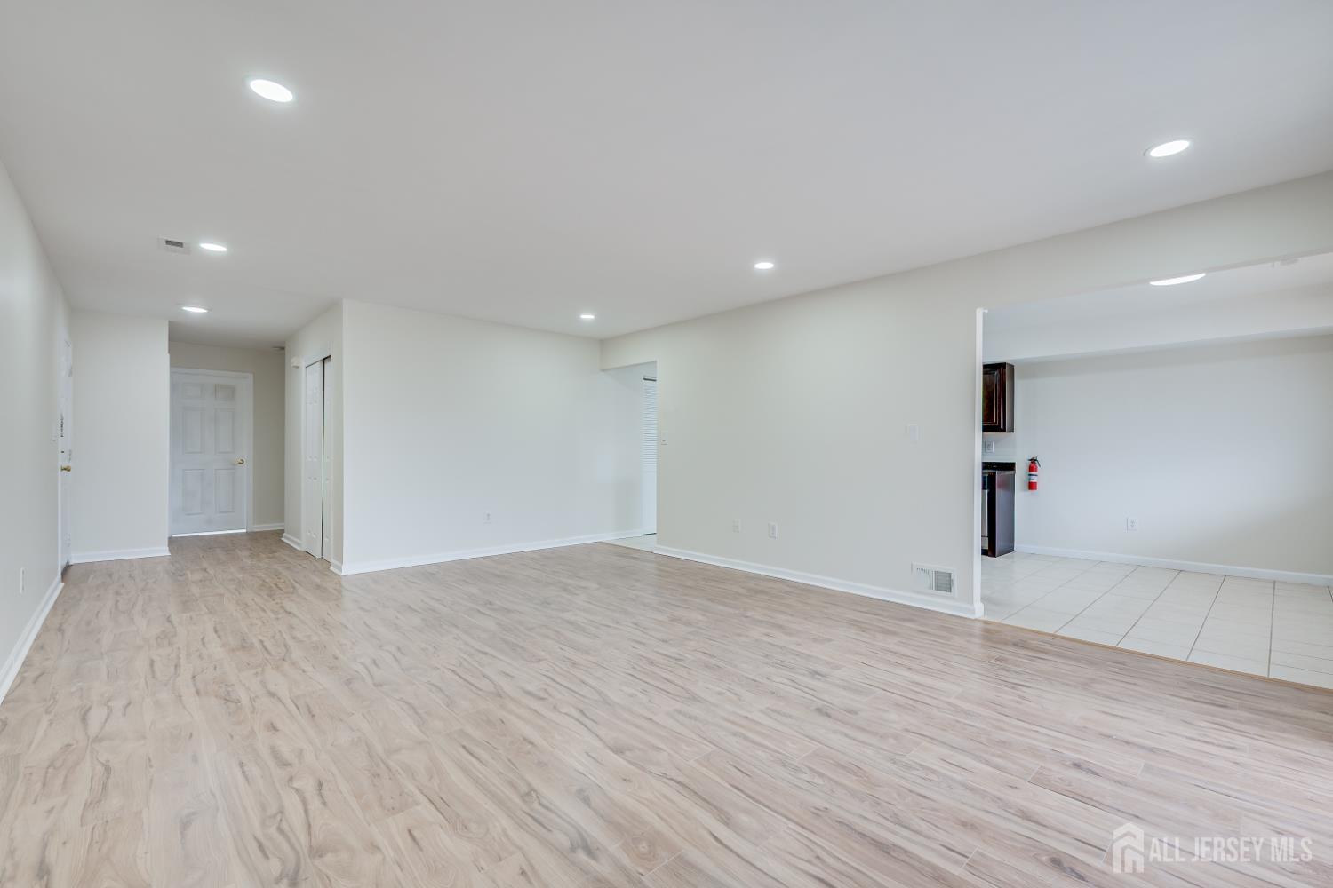 1314 Edison Glen Terrace Image 5