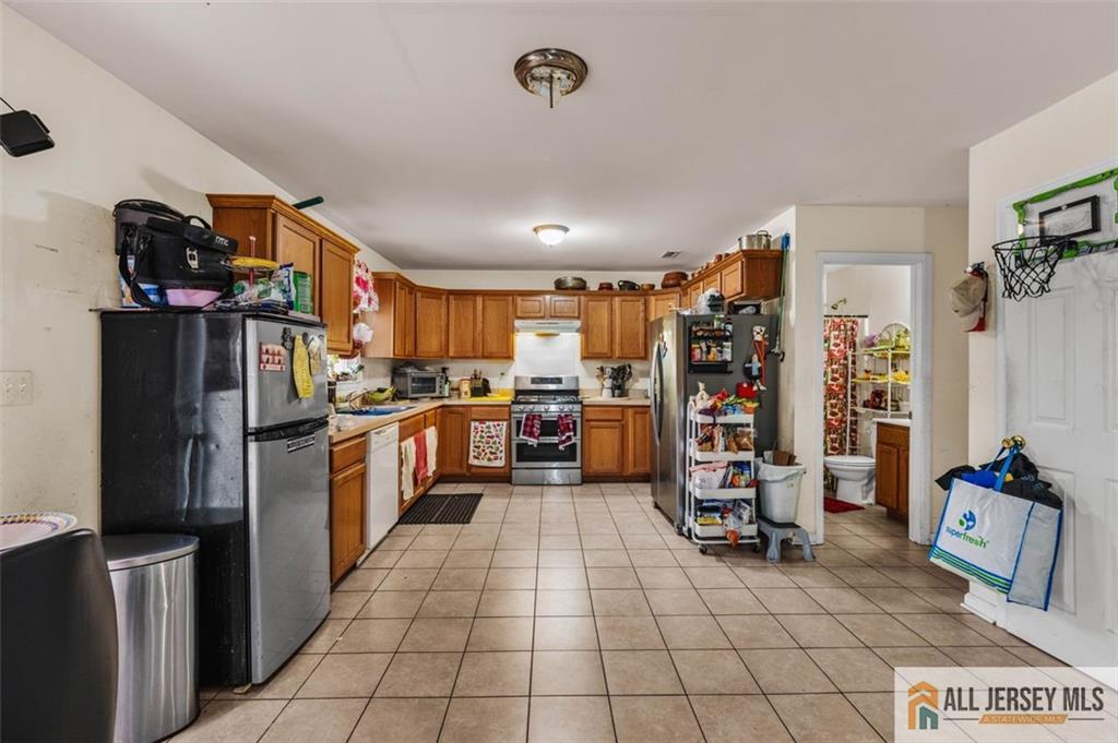 643 Drake Avenue, Middlesex, NJ, 08846 image 9