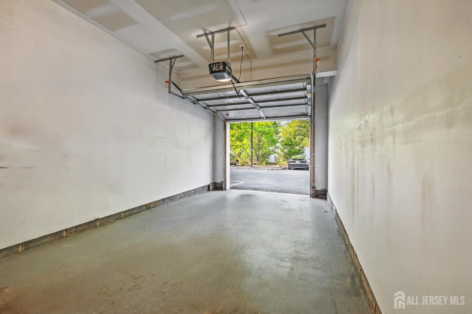 238 Luca Drive, Piscataway, NJ, 08854 image 35