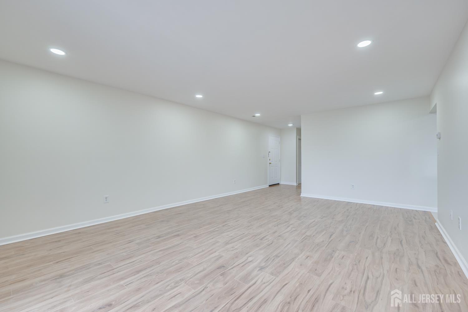 1314 Edison Glen Terrace, Edison, NJ, 08837 image 23