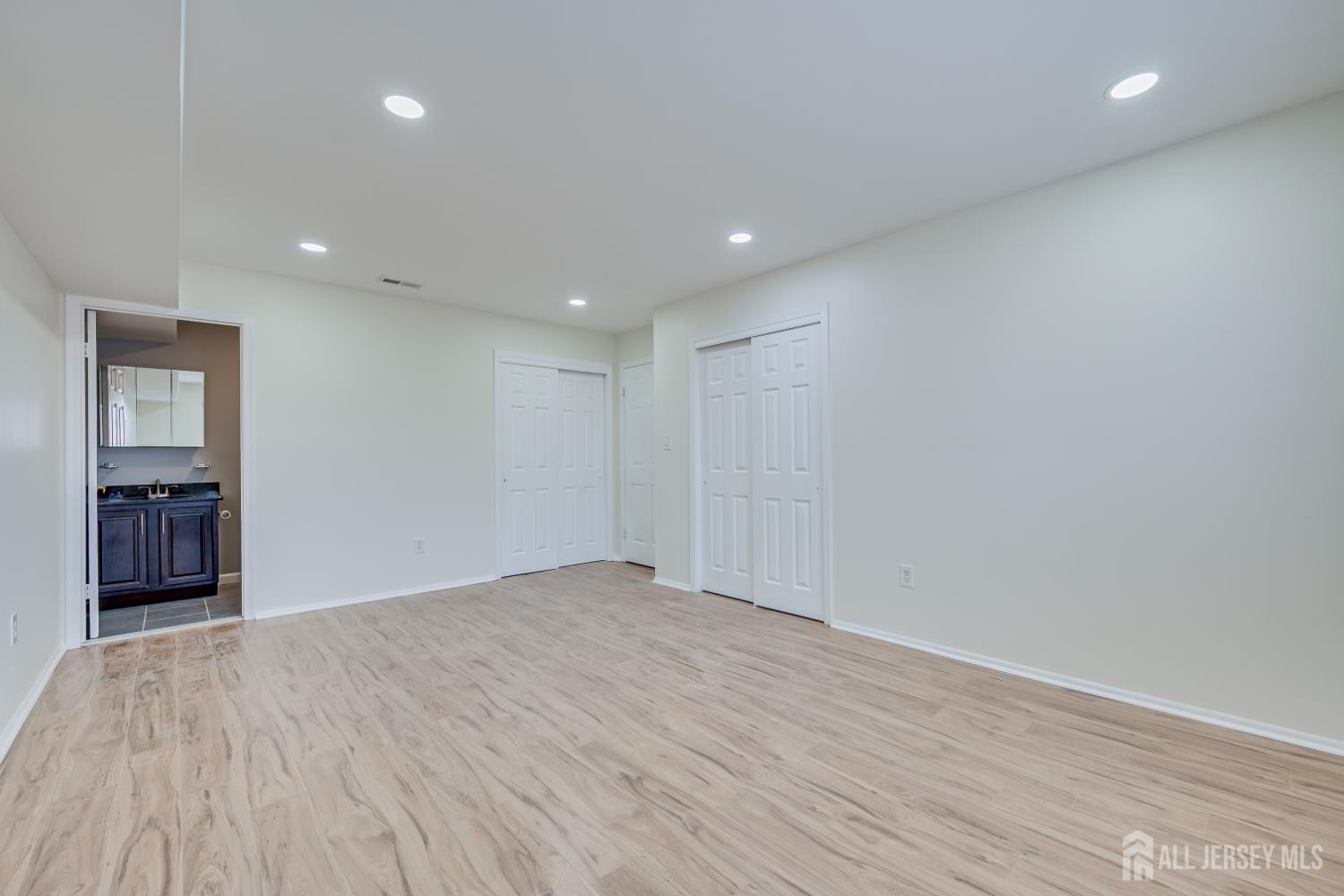 1314 Edison Glen Terrace, Edison, NJ, 08837 image 21