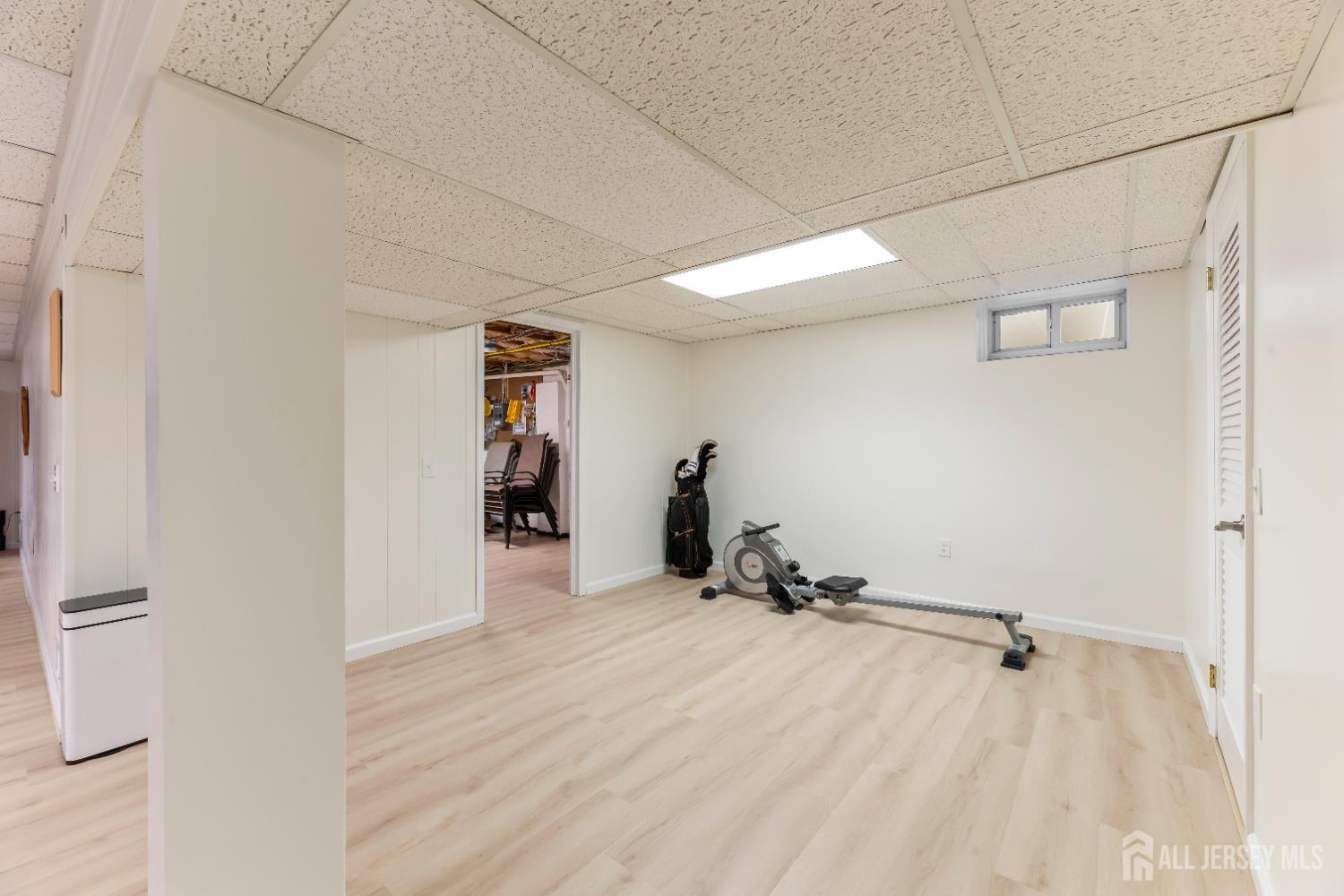 990 Hoover Drive, North Brunswick, NJ, 08902 image 32