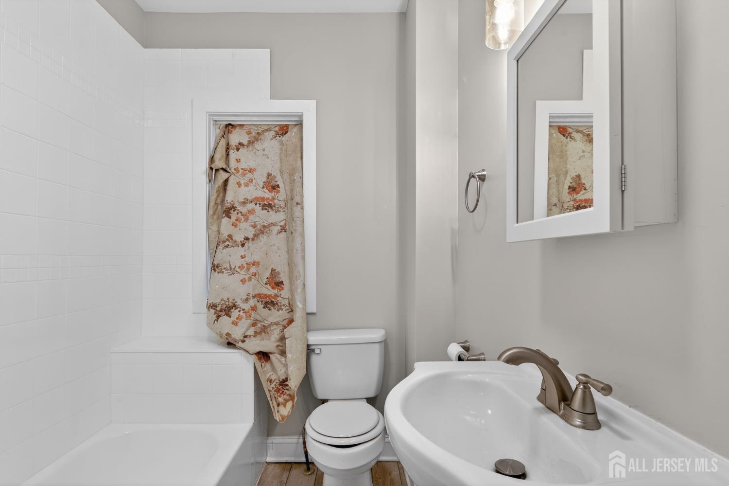 441 S Clinton Street, East Orange, NJ, 07018 image 12