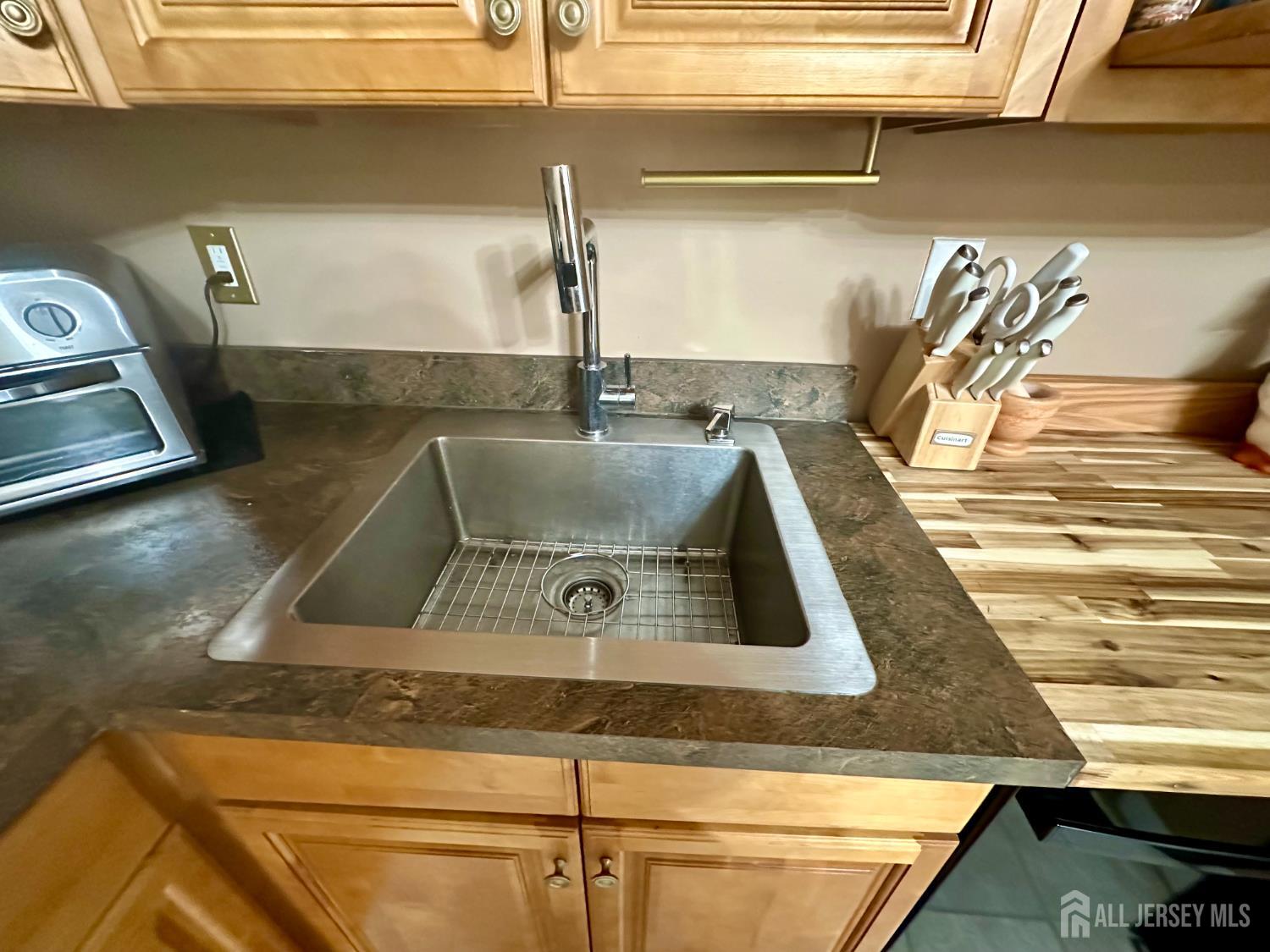 187 Evergreen Road 4A, Edison, NJ, 08837 image 13