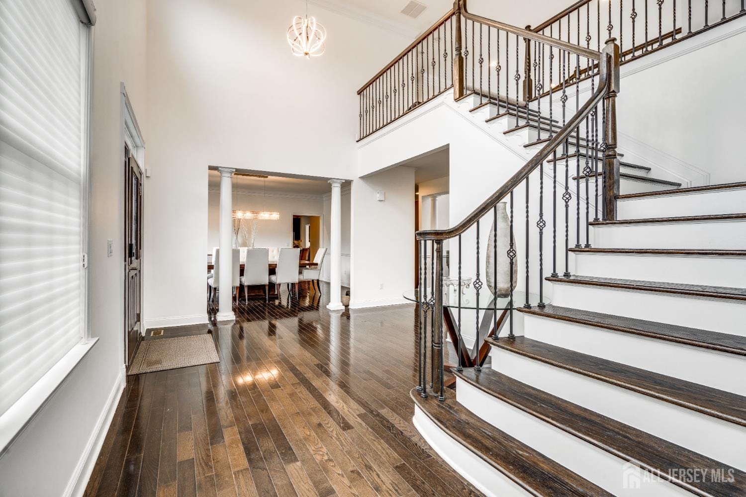 49 Summit Drive Image 3