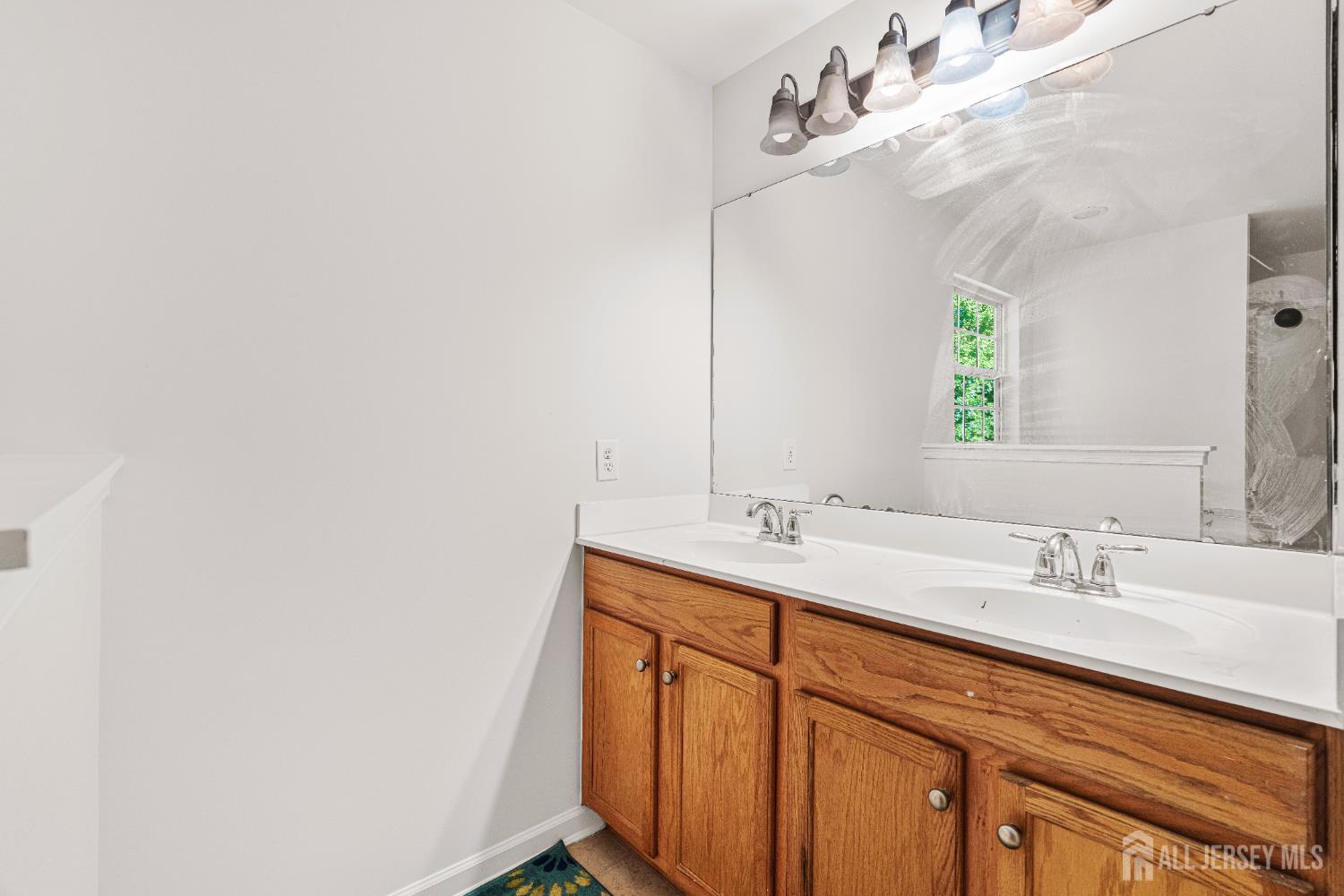 406 Arnold Drive, Florence, NJ, 08518 image 31