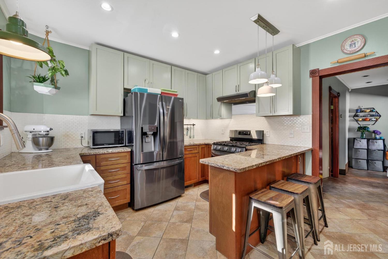 395 Raritan Street, South Amboy, NJ, 08879 image 11