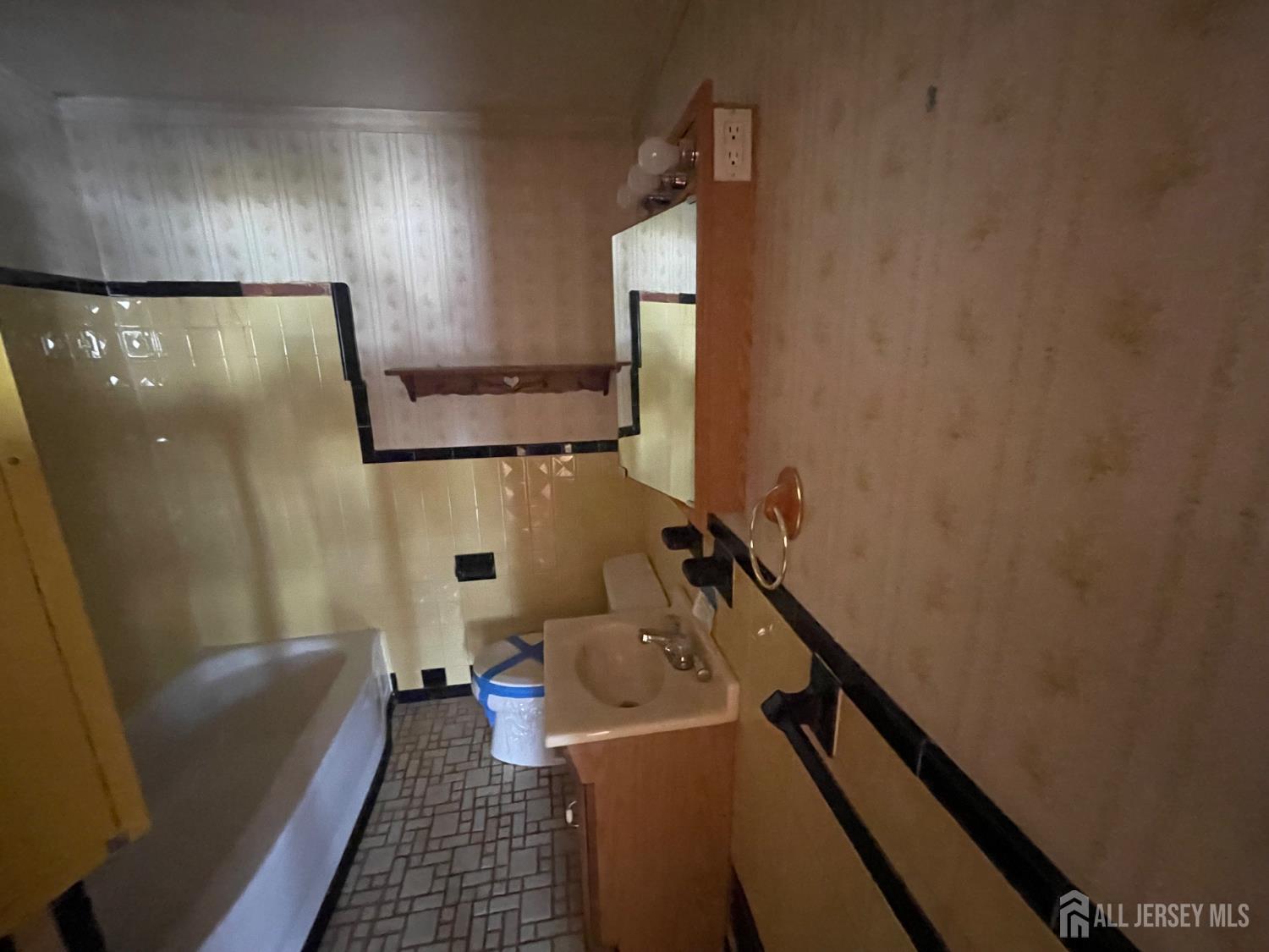 226 Wellington Place, Edison, NJ, 08817 image 17