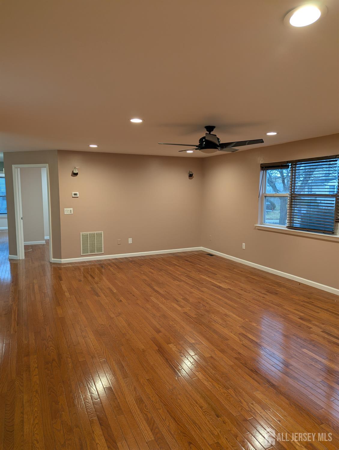 316 VENTNOR Court, Piscataway, NJ, 08854 image 13