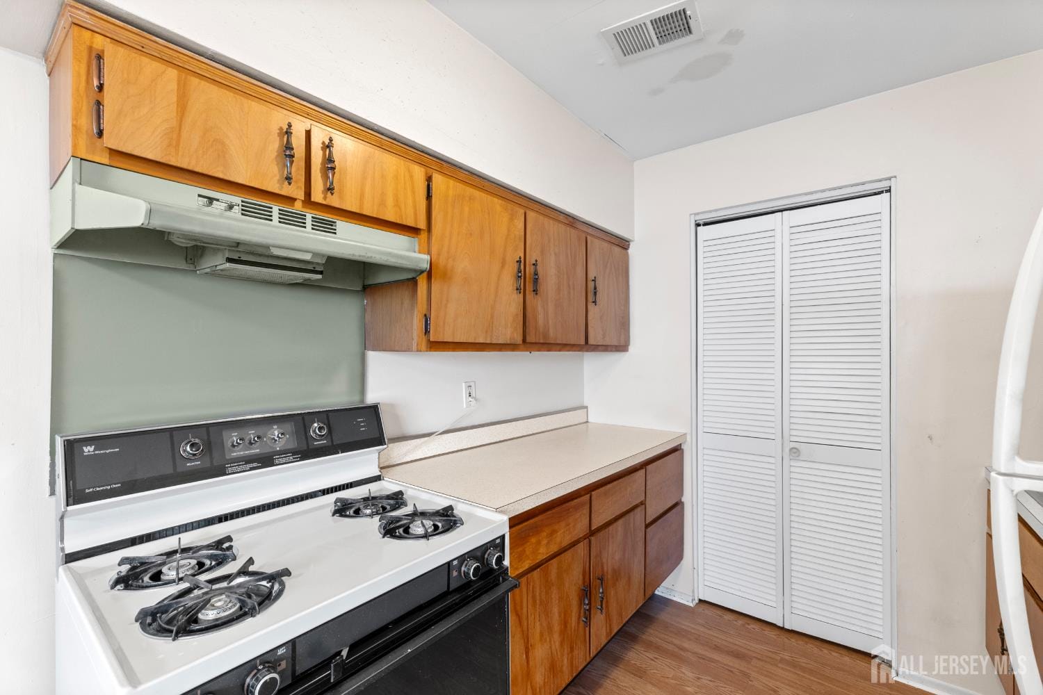 26 Galewood Drive, Matawan, NJ, 07747 image 15