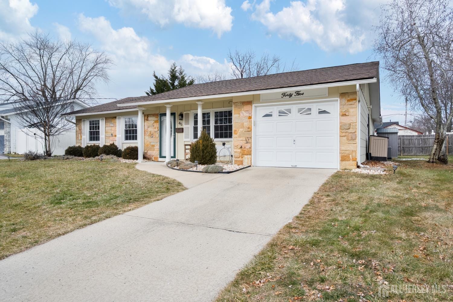 45 10th Avenue Image 3