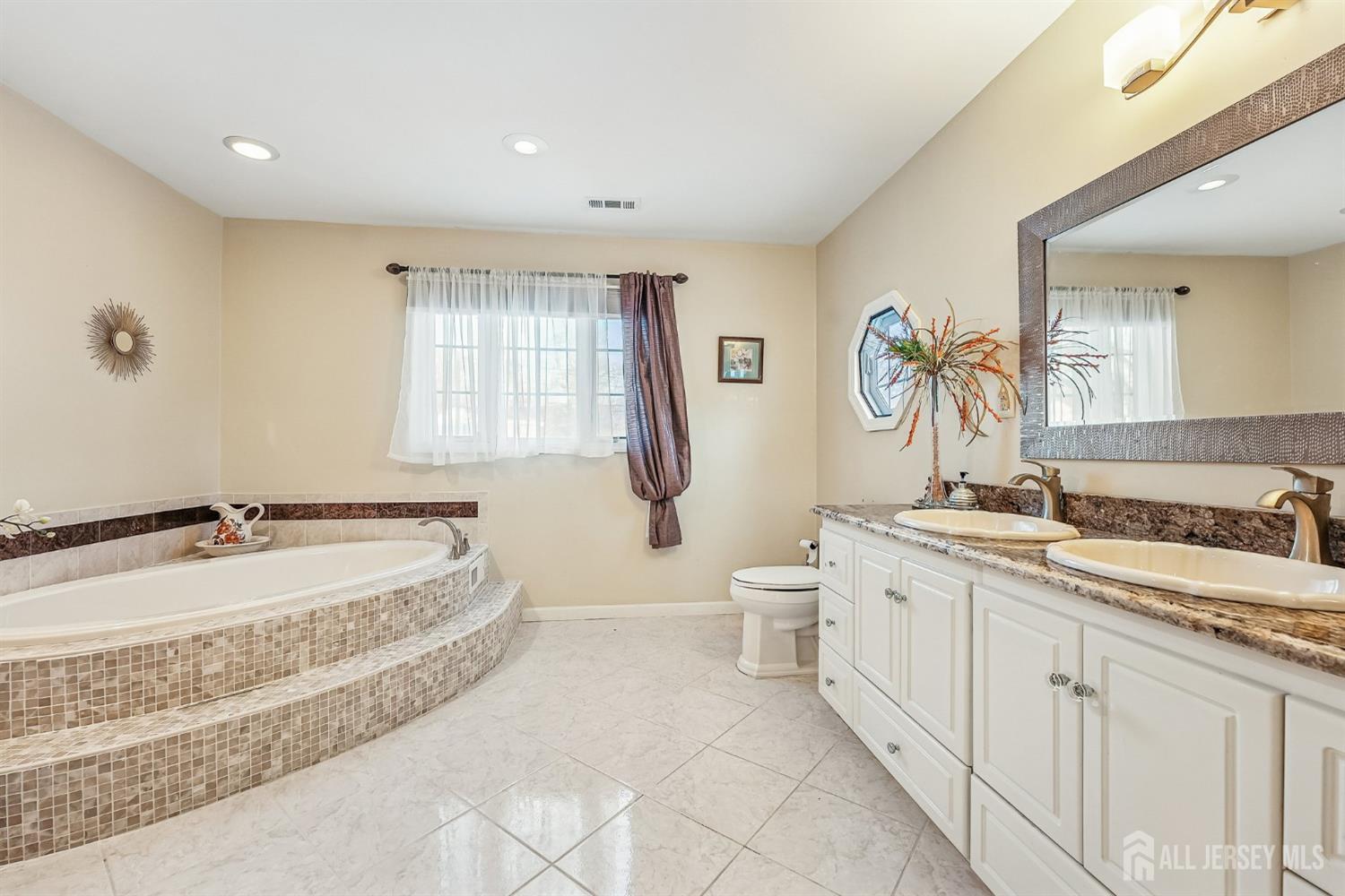 42 Colburn Road, East Brunswick, NJ, 08816 image 17