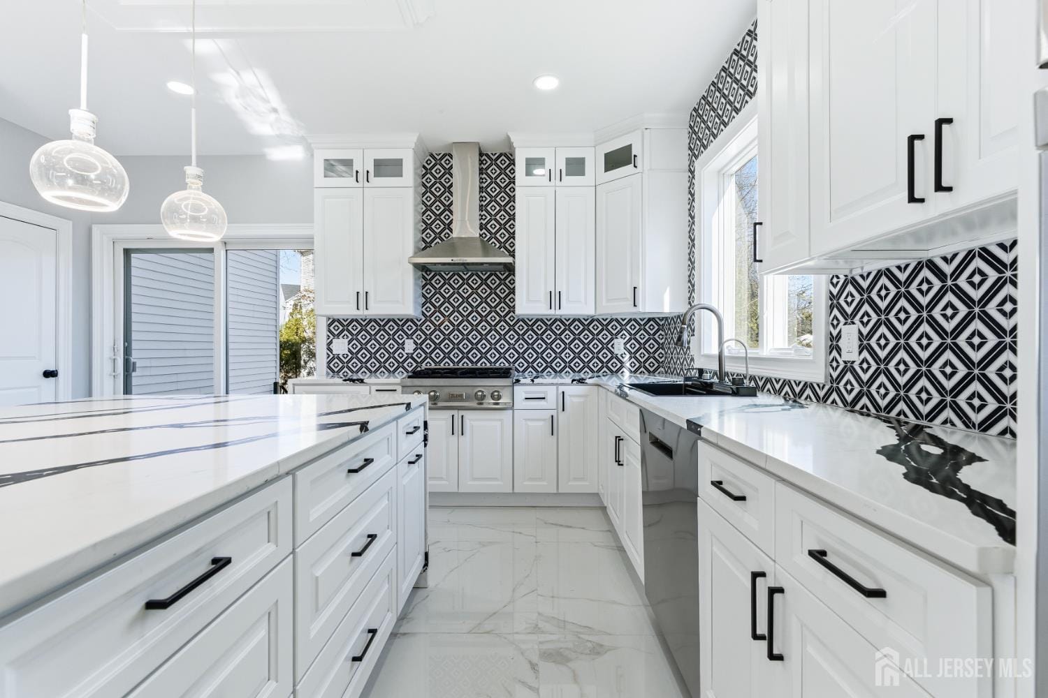 4 Hemlock Drive, Edison, NJ, 08820 image 17