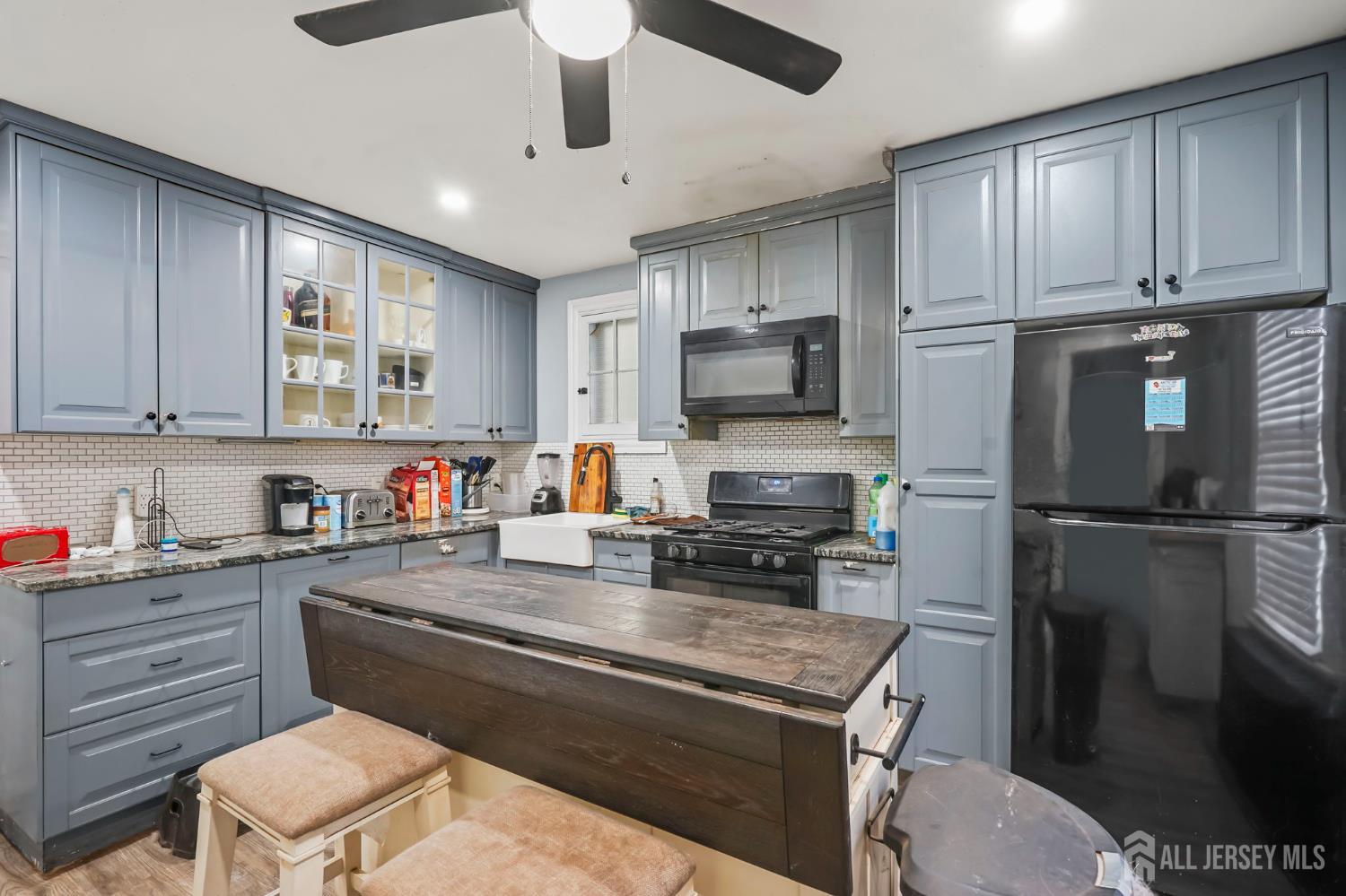 217 Handy Street Image 5