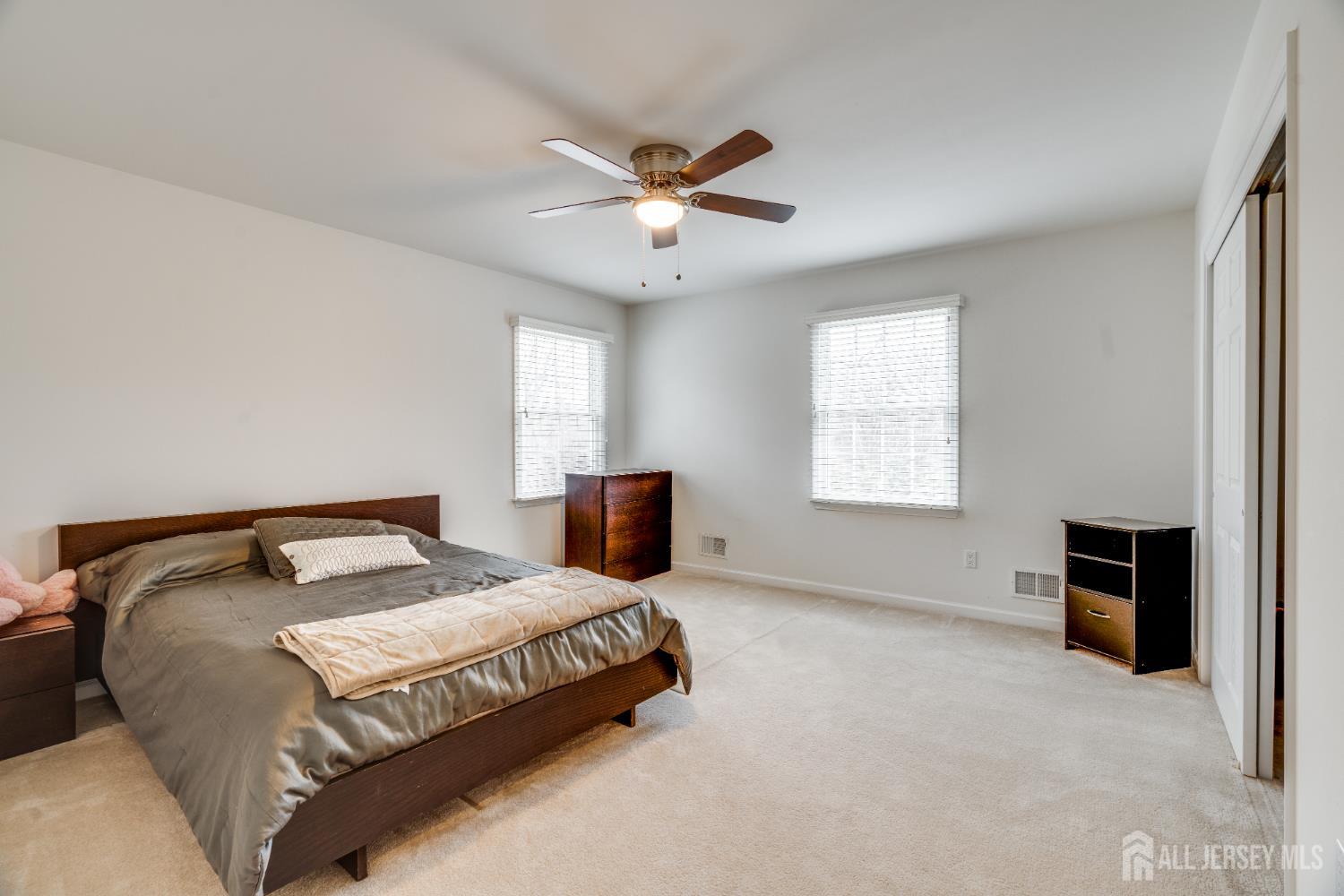 49 Summit Drive, South Brunswick, NJ, 08816 image 20