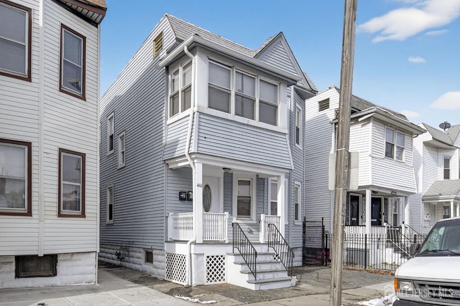 441 S Clinton Street Image 2