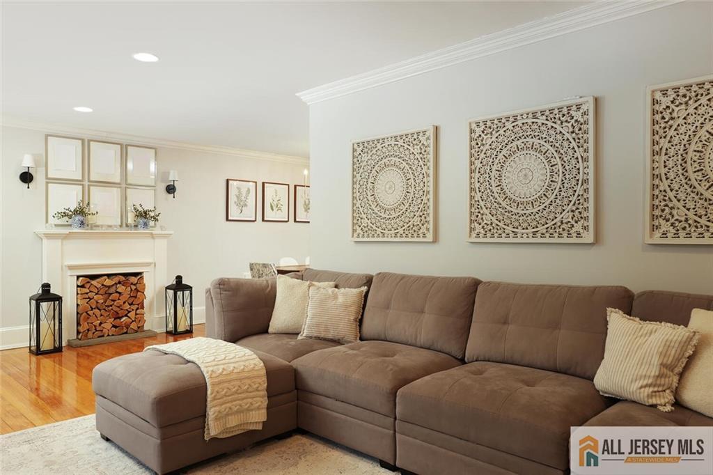 25 Beverly Court, Metuchen, NJ, 08840 image 7