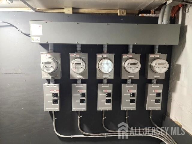 196 W End Avenue, Newark, NJ, 07106 image 36