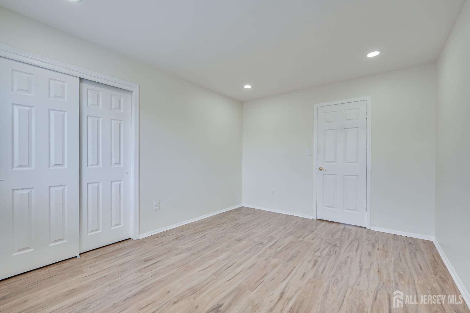 1314 Edison Glen Terrace, Edison, NJ, 08837 image 18