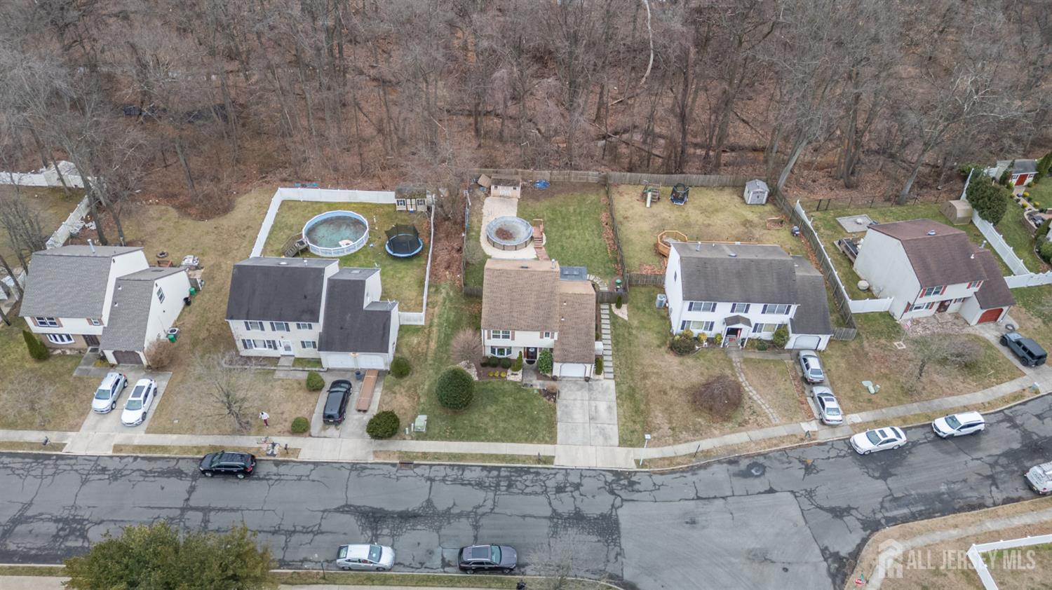 285 Nathan Court, Aberdeen, NJ, 07721 image 36