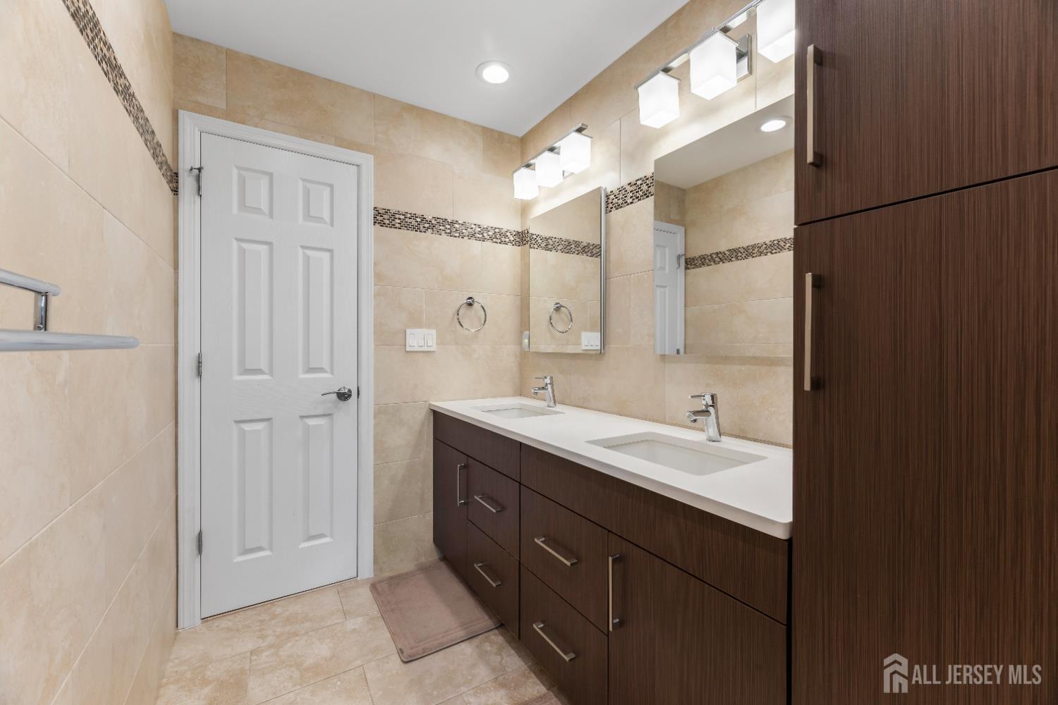 990 Hoover Drive, North Brunswick, NJ, 08902 image 30