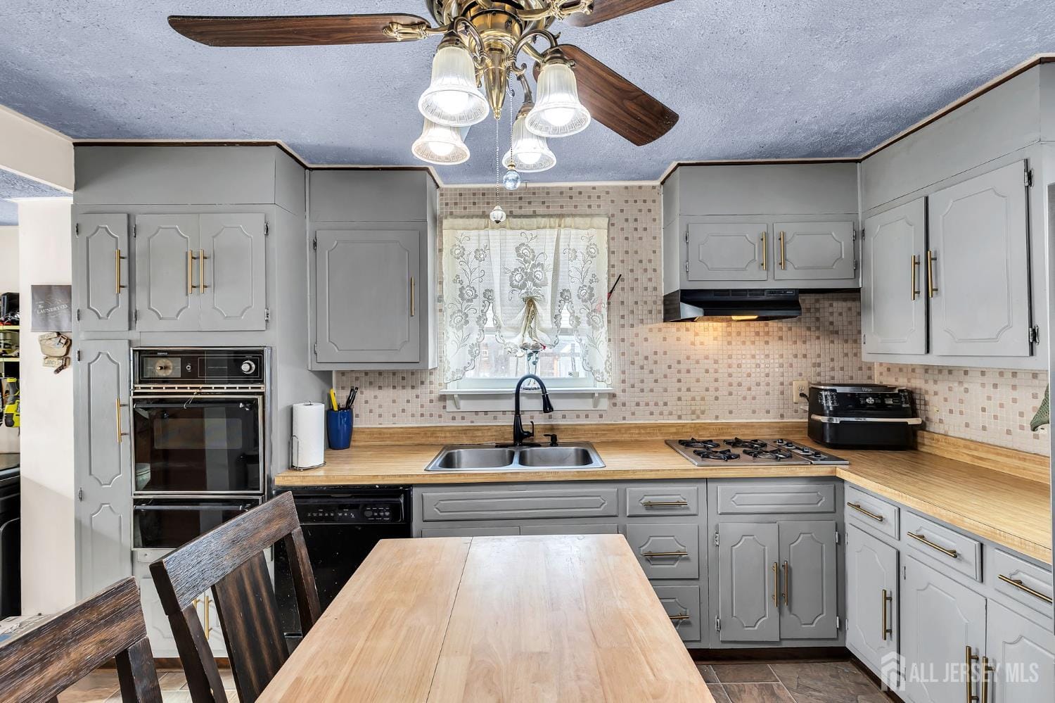 376 Wilmont Street, South Amboy, NJ, 08879 image 8