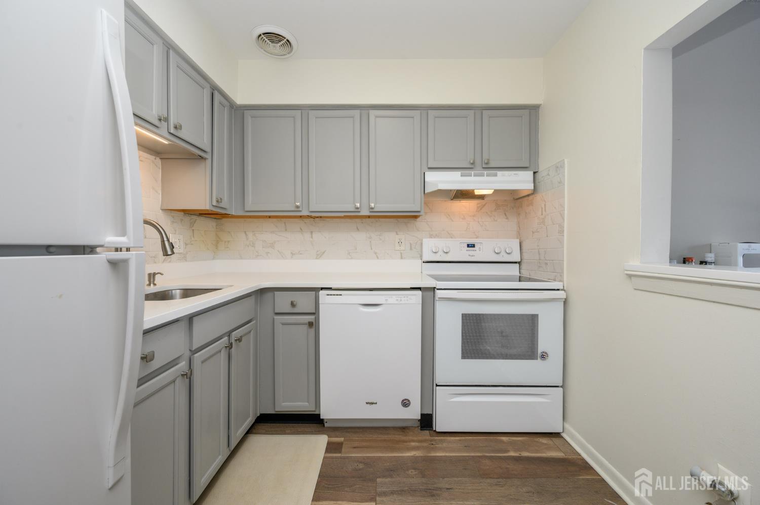 17 Inwood Terrace, Freehold, NJ, 07728 image 9