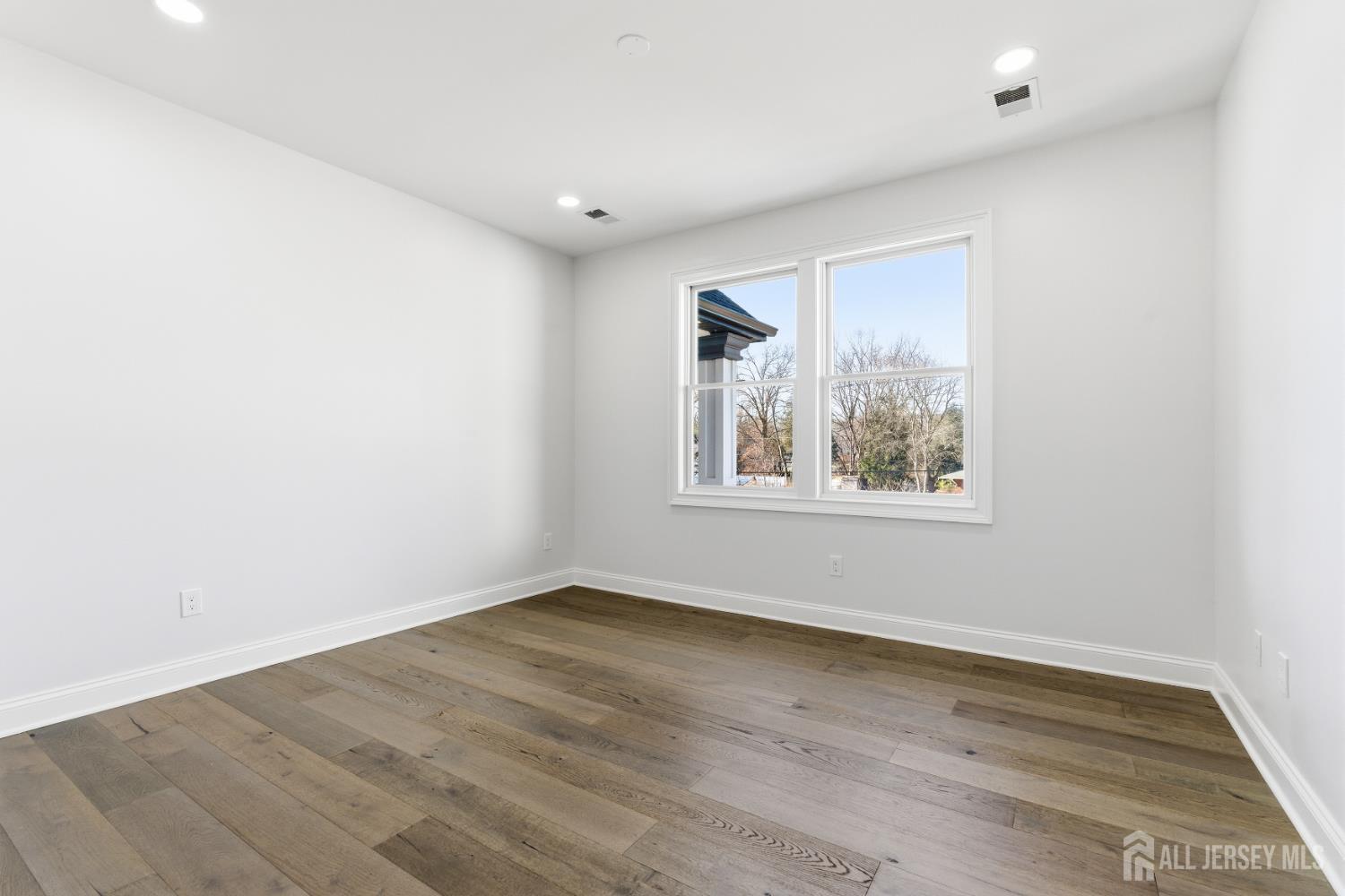 4 Hemlock Drive, Edison, NJ, 08820 image 39