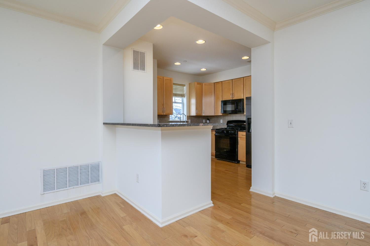 361 Lehigh Avenue, Perth Amboy, NJ, 08861 image 7