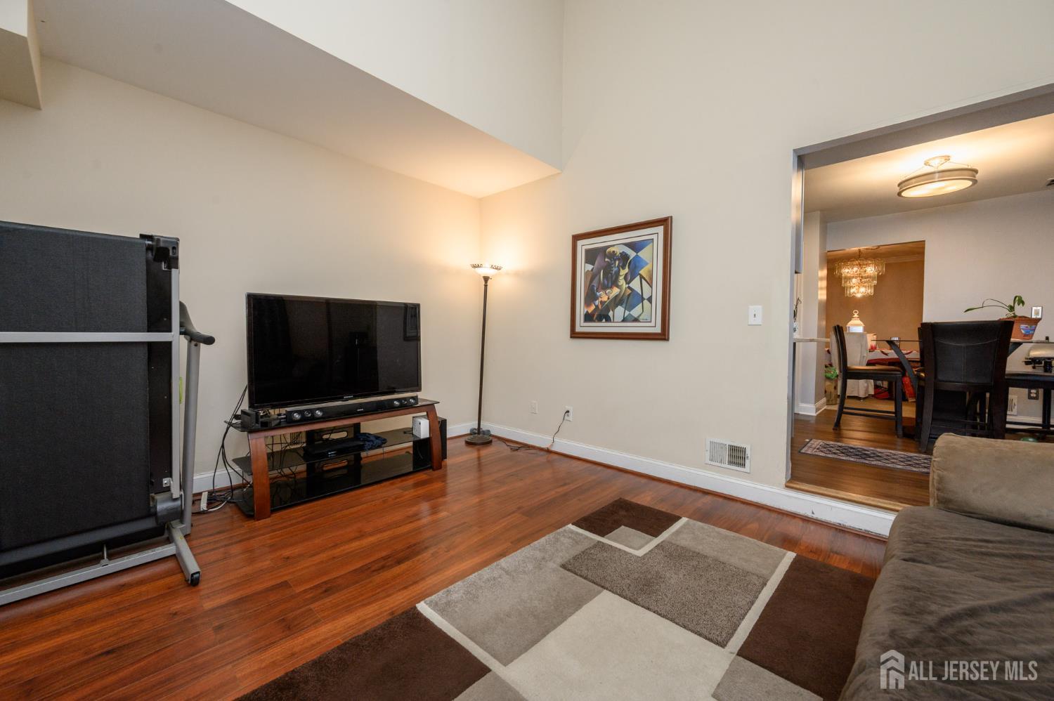 285 Nathan Court, Aberdeen, NJ, 07721 image 13