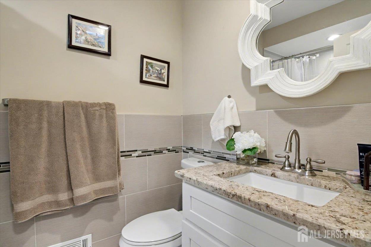 120 Diamond Lane, Old Bridge, NJ, 08857 image 18