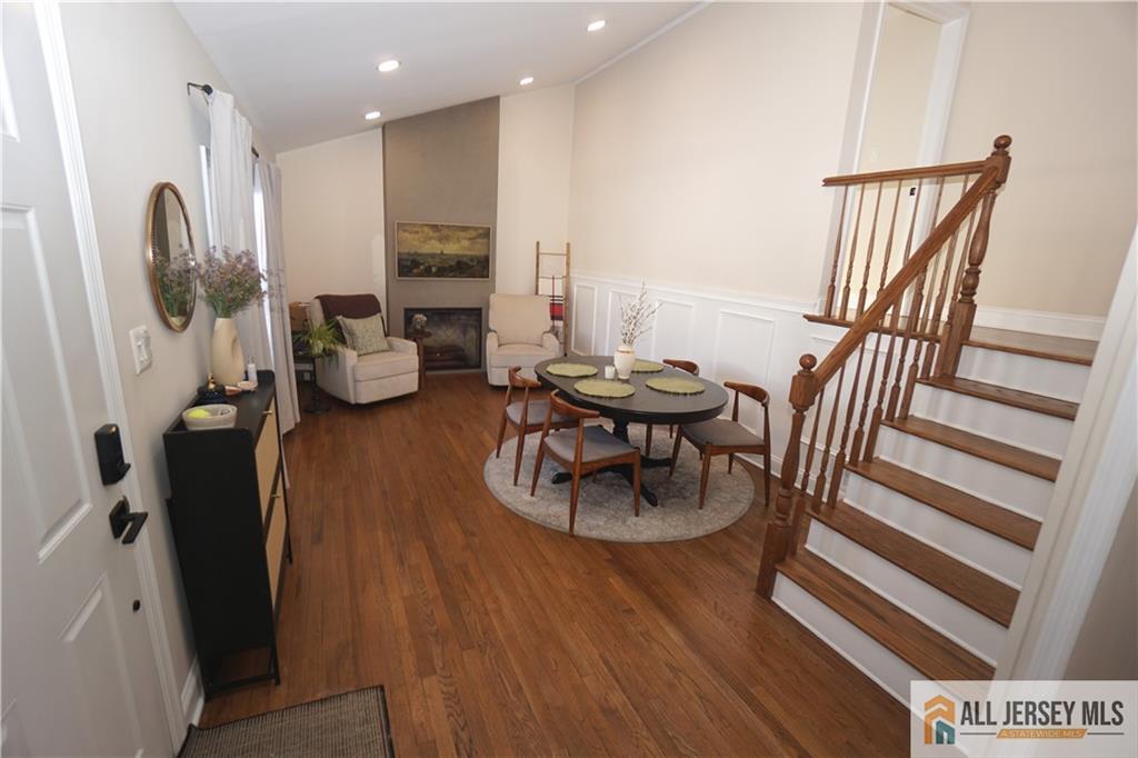 99 Cameo Place Image 2