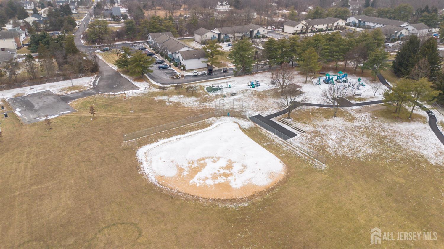 22 Amberly Court, Franklin Twsp, NJ, 08823 image 28